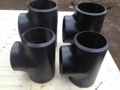 Tee – pipe fitting